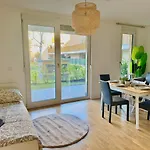 Premium Mit Garten Naehe Scs * 维也纳新村