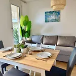 Premium Mit Garten Naehe Scs